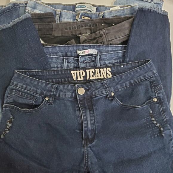 4 Item Lot/Bundle Scrap Project Jeans - Only for Scrap! Nearly 5 pounds - Picture 1 of 11